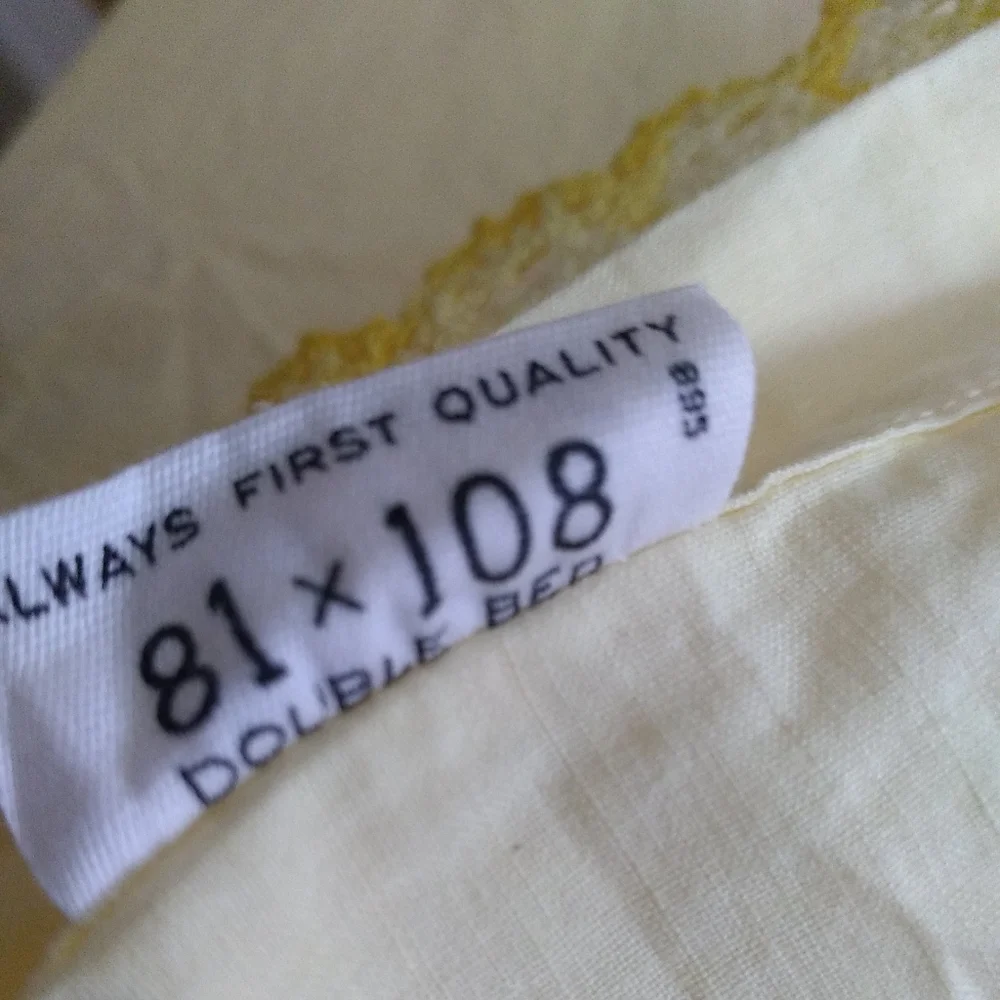 Penney's Percale Double Flat Sheet Yellow 81